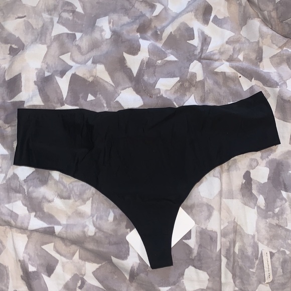 Wolford | Bra & Thong Lingerie Set - Picture 2 of 12